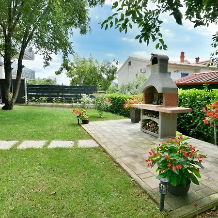 Апартаменты Calming Garden