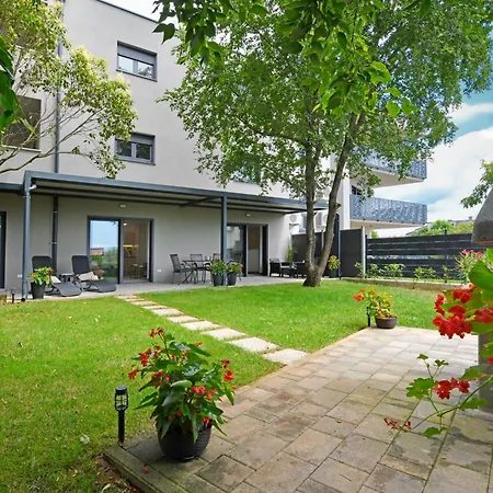 Calming Garden Пореч