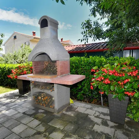 Calming Garden Apartman *