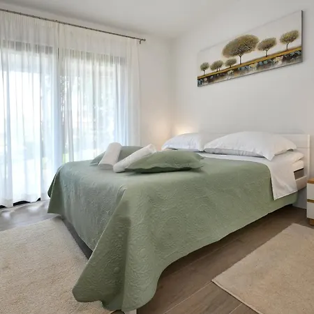 Apartman Calming Garden *