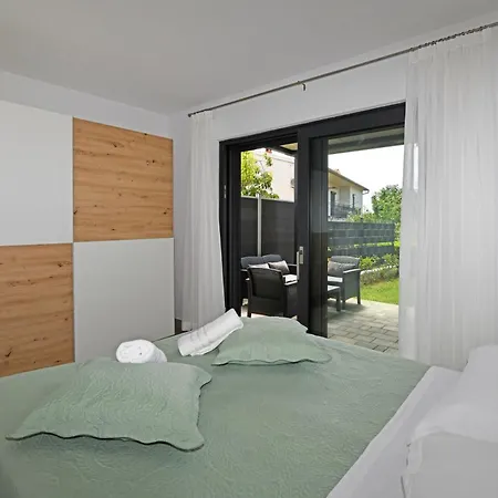 Calming Garden Lägenhet Poreč