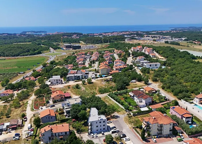 Calming Garden Lejlighed